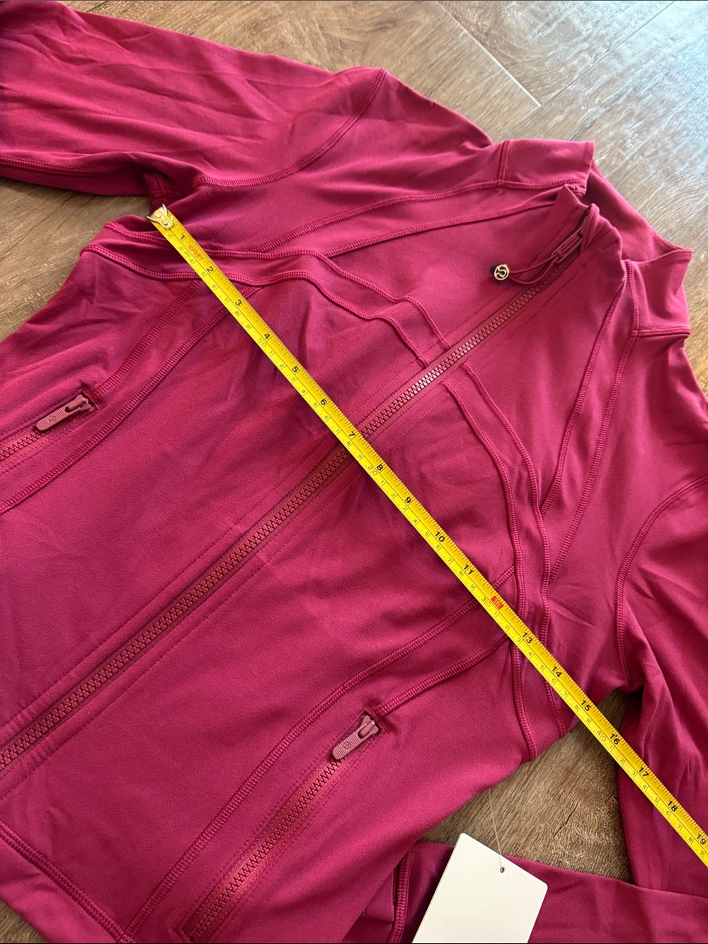Lululemon Define Cropped Jacket Nulu Raspberry Rave Size 8 NWT - Picture 3 of 9